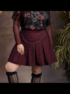 Torrid | Pleated Plaid Mini Skirt in Wine